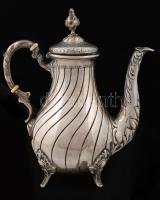 Ezüst (Ag.)  kávékiöntő, csavart, öblös test, trébelt, fülön csont gyűrű díszitéssel,nettó: 480gr., ...