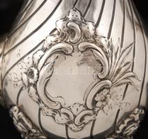 Ezüst (Ag.)  kávékiöntő, csavart, öblös test, trébelt, fülön csont gyűrű díszitéssel,nettó: 480gr., ...