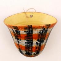 Gorka Lívia (1925-2011): Falikaspó, festett mázas kerámia, jelzett, hibátlan, m:15 cm, 19×13 cm
