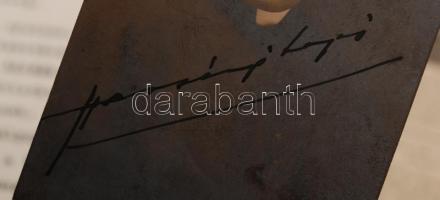 cca 1936-1943 Harsányi Lajos (1883-1959) költő, győri kanonok aláírt fotója, hátulján üdvözlő sorokk...