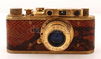 Leica IIIc. "Luftwaffe Eigenthum" gravírozású minőségi Leica hamisítvány. Bőr borítás, Hoz...