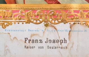 cca 1890 Franz Joseph Kaiser von Österreich, nagyméretű dombornyomott, gazdagon díszített litho, Kun...