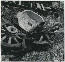 1967 Molnár József: Enyészet, feliratozott vintage fotóművészeti alkotás, 18x19 cm