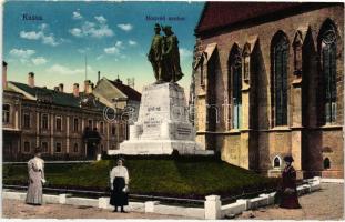 Kassa, Kosice; Honvéd szobor, kiadja Jaschkó Géza könyvkereskedése / statue