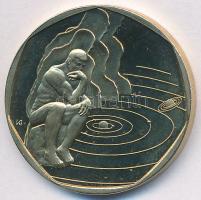 2000. 200Ft Cu-Ni-Zn "2000. évforduló / Rodin: a Gondolkodó, a Naprendszer", tanúsítvánnya...