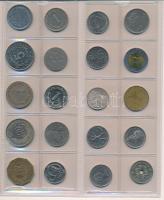 Vegyes 265db-os pénzérme világgyűjtemény, rendszerezetlenül, négygyűrűs NUMIS berakóban T:vegyes