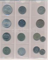 Vegyes 265db-os pénzérme világgyűjtemény, rendszerezetlenül, négygyűrűs NUMIS berakóban T:vegyes