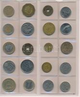 Vegyes 265db-os pénzérme világgyűjtemény, rendszerezetlenül, négygyűrűs NUMIS berakóban T:vegyes