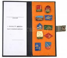 1978. 10db klf zománcozott fegyvernemi jelvény, eredeti tokban, a "Barátság '78" hadg...