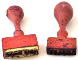 Régi fa pecsétnyomó, 2db, cca 7cm