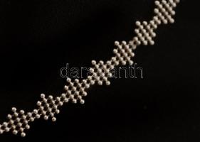 Ezüst(Ag) rombusz mintás golyós nyaklánc, jelzett, h: 42 cm, nettó: 6,4 g