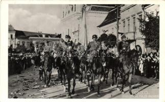 1940 Marosvásárhely, Targu Mures; bevonulás / entry of the Hungarian troops, Marosvásárhely visszatért So. Stpl.