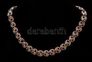 Ezüst(Ag) rózsaszemes karlánc, jelzett, h: 19 cm, nettó: 8,1 g