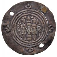 Szasszanida Birodalom / II. Huszrau 591-628. Drachma Ag (3,53g) T:3,3- rep., lyuktömött, két lyuk
S...