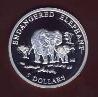 Liberia 2000. 5$ Ag "Veszélyeztetett elefánt" T:PP