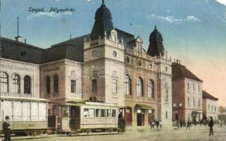 Szeged, Vasútállomás, villamos, kiadja Grünwald Hermann (EM)