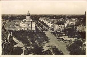 Kecskemét with Synagogue