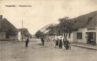 Várpalota, Kossuth utca, Schmideg J. üzlete