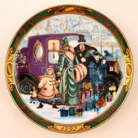 6 db dán porcelán falitányér, matricásak, jelzettek, apró kopásnyomokkal, d: 21,5 cm