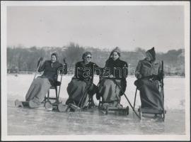 cca 1930 Balatonkenese jégszános fotó 11x8 cm