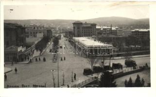 1942 Ankara, Angora; Ulus Meydani / national square, automobiles, photo