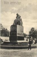 Moscow, Moskau; Monument de Gogol / statue
