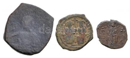 3db klf bizánci bronzpénz, közte egy fél follis T:3 5pcs of diff Byzantine bronze coins, including one half follis  C:F