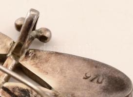 Féldrágakövekkel díszített ezüst(Ag) brossok, jelzettek, 2 db, br: 18,3 g