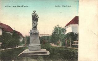 Újpázova, Nova Pazova; Luther Denkmal, emlékmű / statue