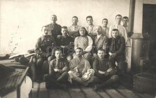 1918 Magyar hadikórház, Klauzál utca / group of injured Hungarian soldiers, photo