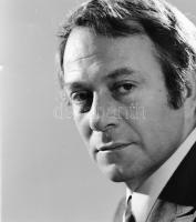 cca 1972 Márkus László színészről készült 4 db eredeti negatív és ezekről készített vintage, kontakt...