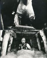 cca 1973 Bányamentők haboltós gyakorlata a szabadban és lent a bányában, 3 db vintage fotó, a két kisebben hajtásnyom, 11x17 cm és 16x23,5 cm