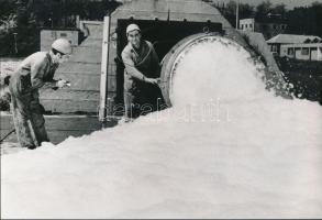 cca 1973 Bányamentők haboltós gyakorlata a szabadban és lent a bányában, 3 db vintage fotó, a két ki...