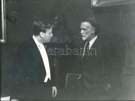 1946 Budapest, Zeneakadémia, Yehudi Menuhin és Kodály Zoltán, feliratozott vintage fotó, 18x24 cm