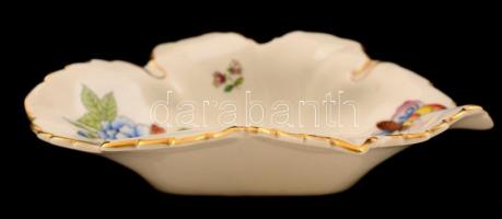 Herendi Viktória mintás leveles tálka, kézzel festett, jelzett, kis kopásnyomokkal, sérült 15×9 cm