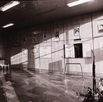 1982 Budapest, Pest-Buda filmszínház kívül-belül, 9 db szabad felhasználású negatív, 6x7 cm