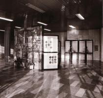 1982 Budapest, Pest-Buda filmszínház kívül-belül, 9 db szabad felhasználású negatív, 6x7 cm