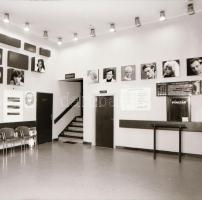 1982 Budapest, Diadal filmszínház kívül-belül, 6 db szabad felhasználású negatív, 6x7 cm