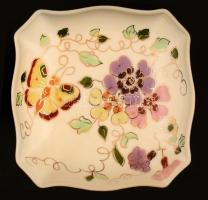 Zsolnay pillangós bonbonier, kézzel festett, jelzett, kis máz alatti repedésekkel, 11×11×6 cm