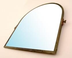 Fali tükör, metszett, karcolásokkal, ovális fém keretben, 45×40 cm