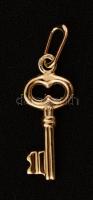Arany kulcs medál, Au., 14K, nettó:0,9gr., jelzett, 2cm / Gold key pendant , Au 14K net. 0,9gr, marked, 2cm