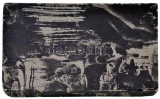 DN "Lenin-szobor" egyoldalas fém plakett, hátoldalán márványlap(?) és akasztó, kartondoboz...