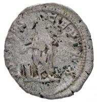 Római Birodalom / Róma / Caracalla 206. Denár Ag (2,97g) T:2-,3
Roman Empire / Rome / Caracalla 206...