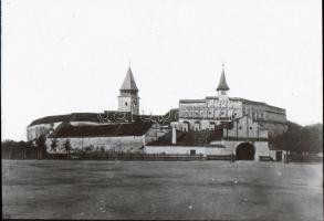 cca 1910 Erdély, Prázsmár városkép, üvegnegatív, 8x8 cm