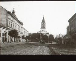 cca 1910 Erdély, Szatmár. 2 db Üvegnegatív. 8x8 cm