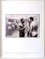 Die Nackte Mann / The Naked Man. Nürnberg, [2012], Verlag für modern Kunst. Papírkötésben, jó állapo...