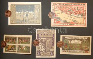 1914-1924 "Németország legnehezebb időszaka"  dekoratív album a hiperinfláció időszakáról inflációs szükségpénzekkel, élelmiszerjegyekkel, papírpénzekkel bélyegekkel és magyarázó táblázatokkal / "The hardest time of Germany" decorative album with historical documents of the hyper-inflation: emergency-notes, ration cards, stamps and explanatory tables