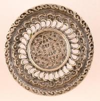 Díszes ezüst (Ag.) asztalka, jelzett, d: 4 cm, m: 3 cm, bruttó 18,9 g