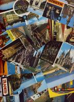 25db spanyol képeslap Madrid, Barcelona, Blanes és Costa Brava, oözte 18 postatiszta