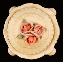 Ens bonbonier, kézzel festett, rózsán lepattanásokkal, m:15 cm, d:17 cm